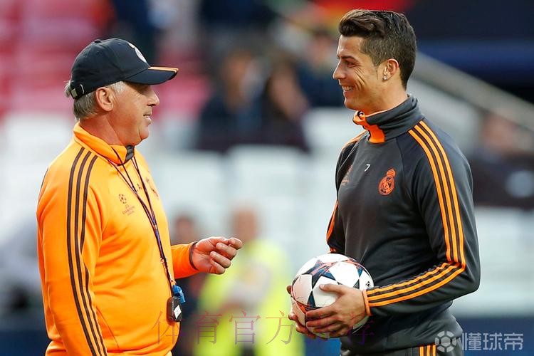 安帅：我和C罗关系很好 但现在谈论他不合适